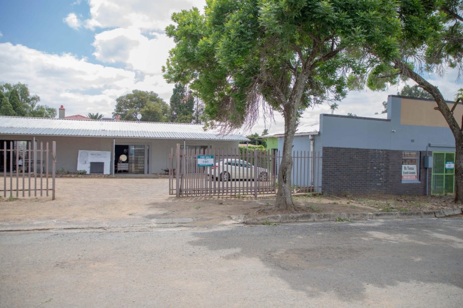Commercial Property for Sale in Heilbron Free State